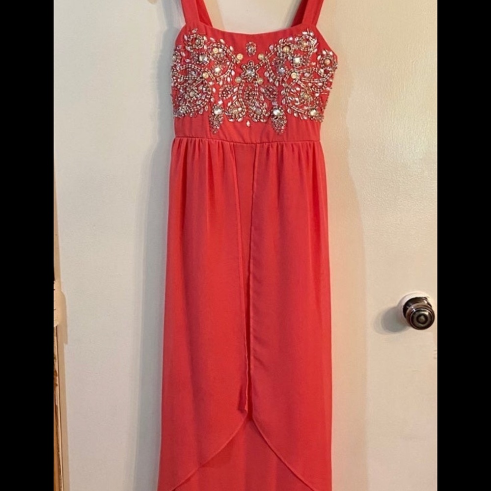 Dress - Picture 2 of 10